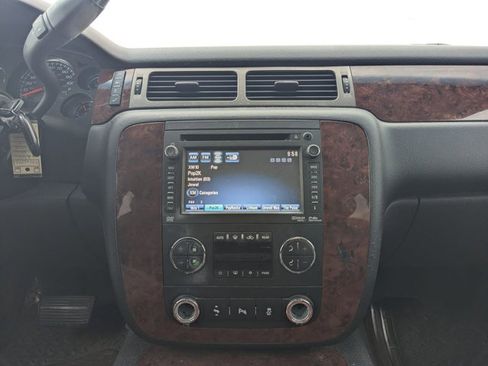 Used 2012 Chevrolet Tahoe LTZ image 12