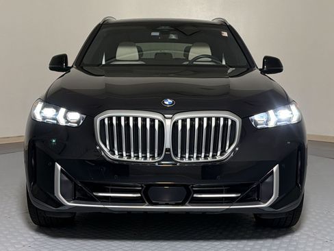 Used 2024 BMW X5 sDrive40i w/ Premium Package RWD image 5
