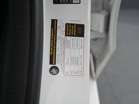 Used 2017 Mercedes-Benz C 300 4MATIC Sedan image 25