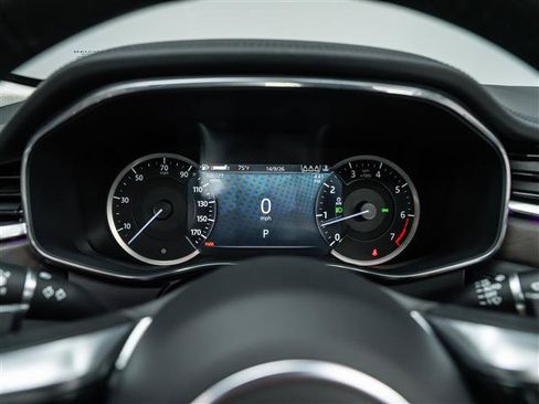 Used 2023 Jaguar F-PACE S AWD/4WD image 23