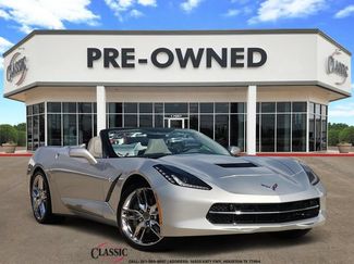 Used 2019 Chevrolet Corvette Stingray Convertible w/ 3LT Preferred Equipment Group RWD video 1