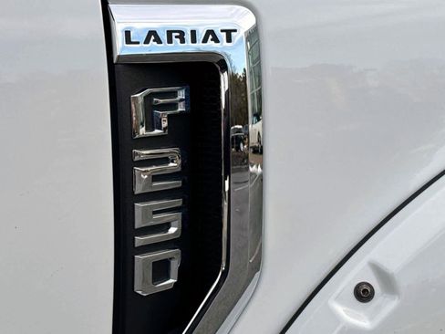 Used 2021 Ford F250 Lariat w/ Lariat Ultimate Package image 8