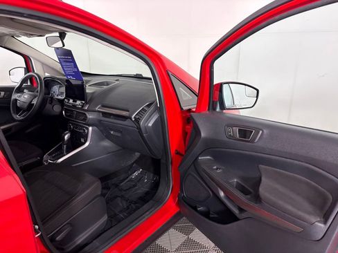 Certified 2020 Ford EcoSport SE image 34
