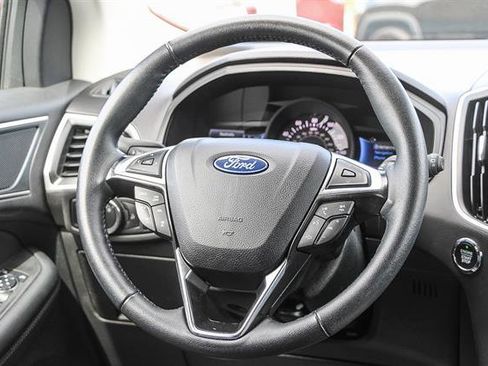 Used 2024 Ford Edge SEL image 15