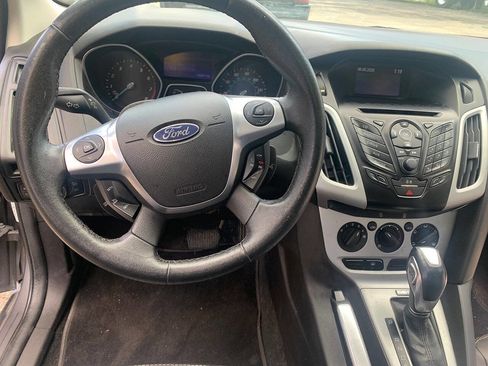 Used 2013 Ford Focus SE FWD image 14