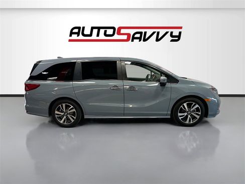 Used 2023 Honda Odyssey Touring image 8