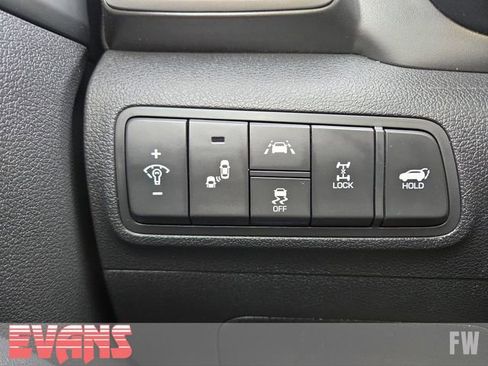 Used 2021 Hyundai Tucson Ultimate w/ Cargo Package image 17