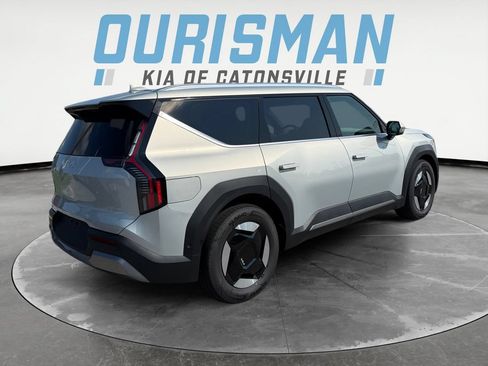 New 2026 Kia EV9 Wind AWD/4WD image 6