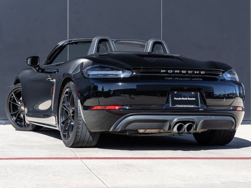 Certified 2019 Porsche 718 Boxster GTS image 3