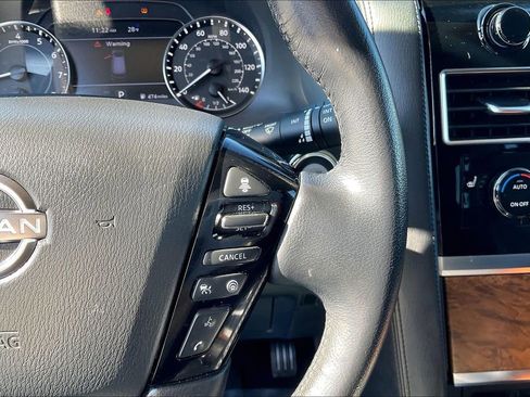 Used 2024 Nissan Armada SL image 14