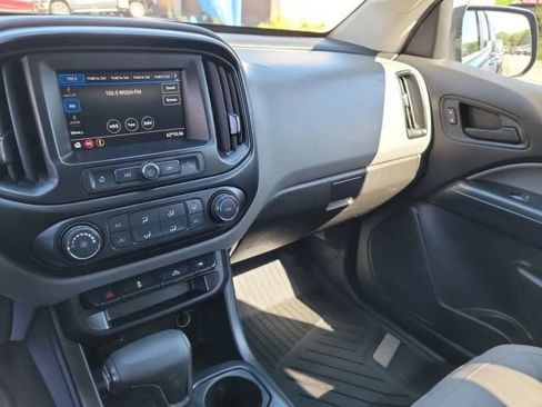Used 2021 Chevrolet Colorado W/T w/ Custom Special Edition AWD/4WD image 18