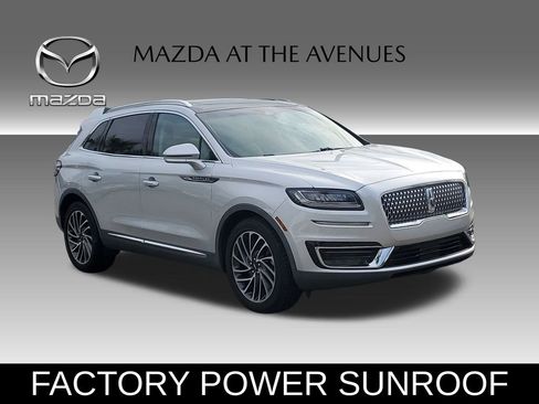 Used 2019 Lincoln Nautilus Reserve image 3