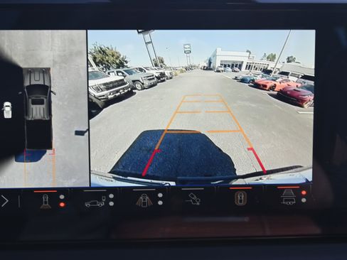 Used 2025 GMC Sierra 2500 Denali Ultimate image 26