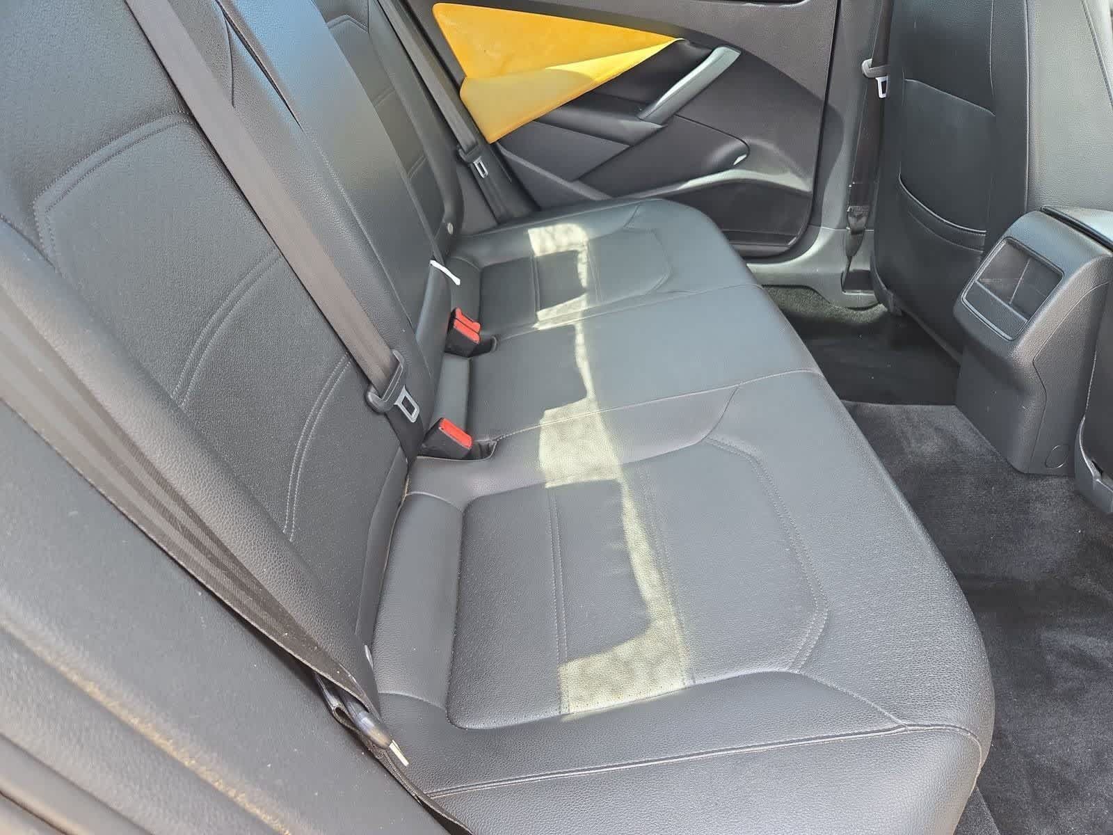 Used 2015 Volkswagen Passat 1.8T FWD image 23