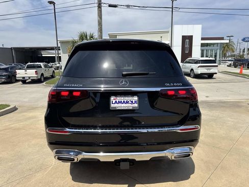 Used 2025 Mercedes-Benz Maybach GLS 600 4MATIC image 7