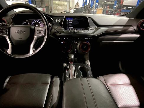 Used 2022 Chevrolet Blazer RS w/ Enhanced Convenience Package image 16