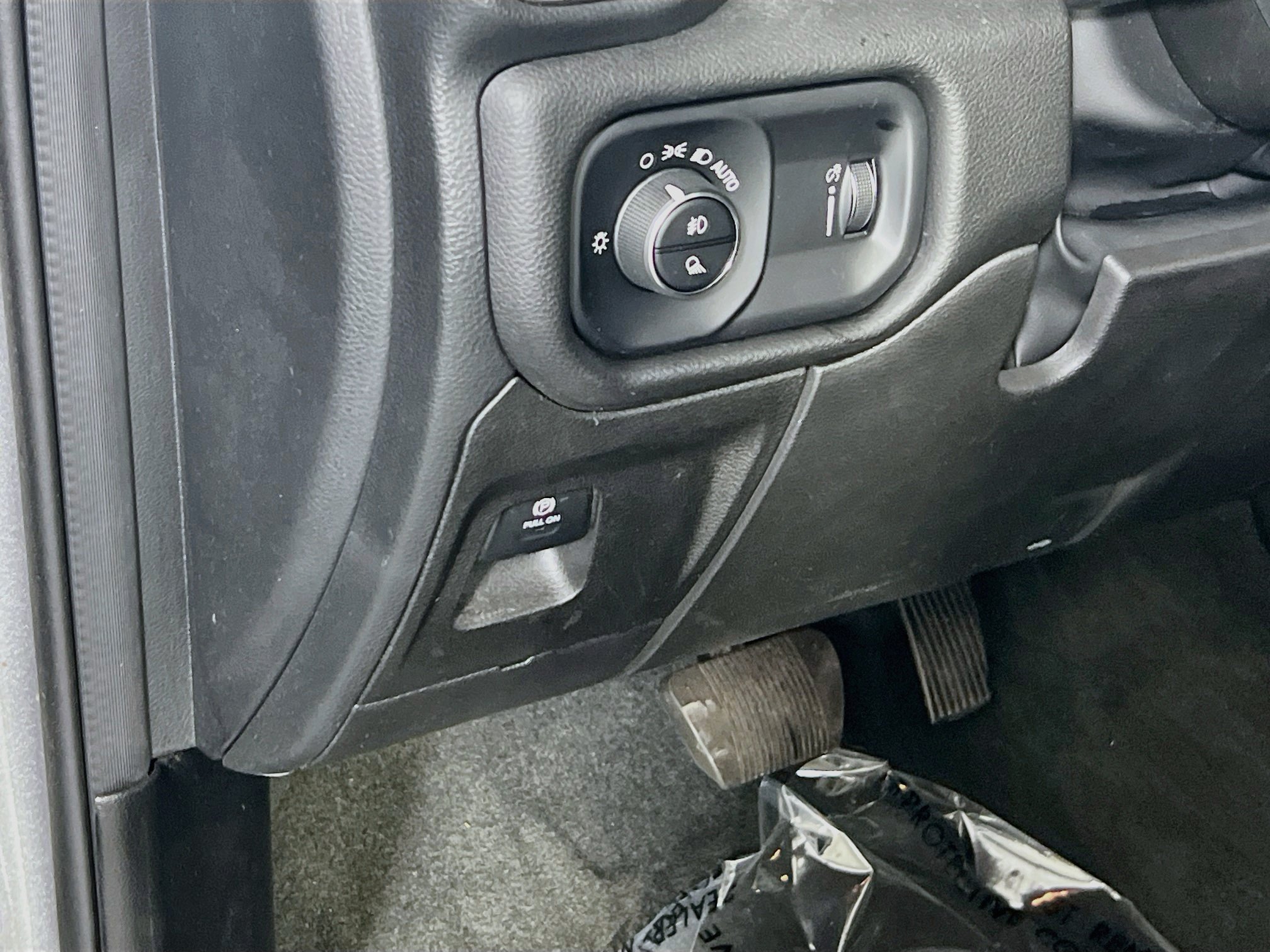 Used 2023 RAM 1500 Big Horn AWD/4WD image 10