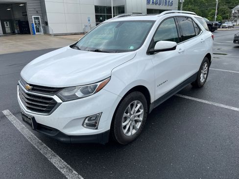 Used 2018 Chevrolet Equinox LT w/ Sun & Infotainment Package FWD image 24