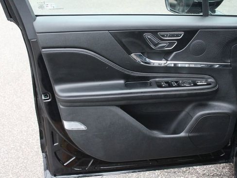 Used 2023 Lincoln Corsair Standard w/ Equipment Group 101A image 14