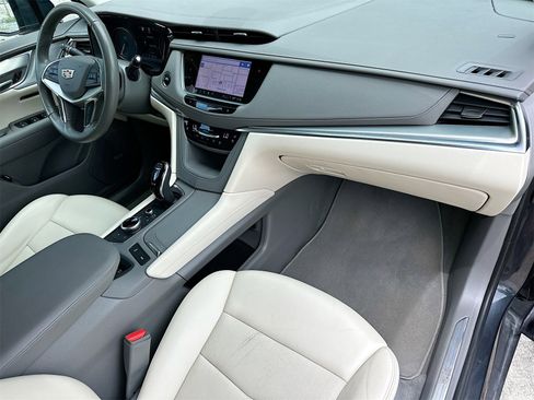 Used 2022 Cadillac XT5 Premium Luxury w/ Technology Package image 31