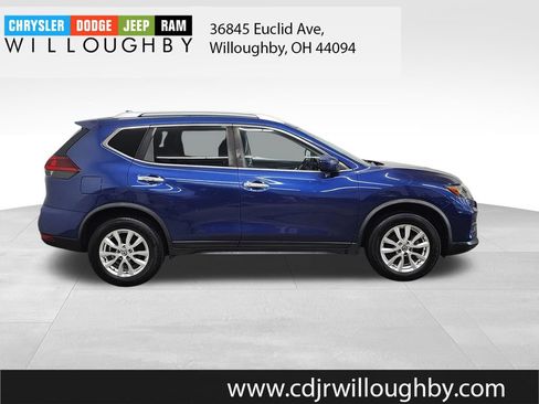 Used 2020 Nissan Rogue SV AWD/4WD image 4