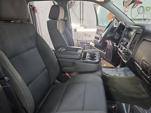 Used 2017 Chevrolet Silverado 1500 LT w/ All Star Edition AWD/4WD image 10