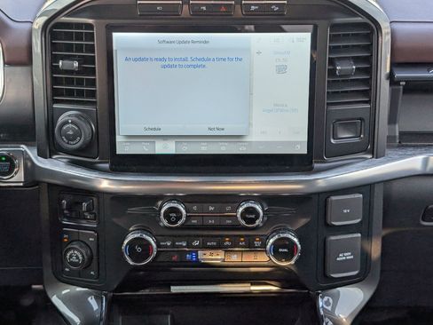 Used 2023 Ford F150 Lariat AWD/4WD image 17