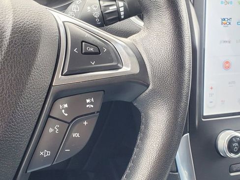 Used 2022 Ford Edge Titanium AWD/4WD image 15