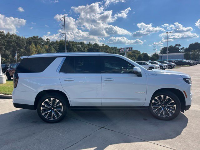 Used 2026 Chevrolet Tahoe High Country AWD/4WD image 10