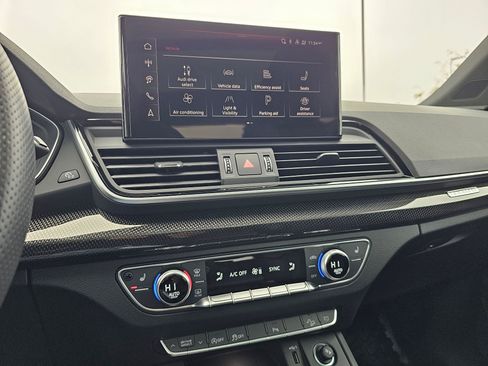 Used 2025 Audi SQ5 Premium Plus w/ Premium Plus Package AWD/4WD image 17