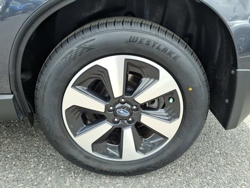 Used 2018 Subaru Forester 2.5i Limited AWD/4WD image 18
