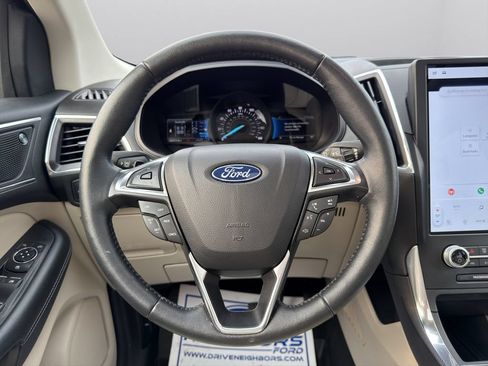 Used 2022 Ford Edge Titanium w/ Class II Trailer Tow Package AWD/4WD image 21