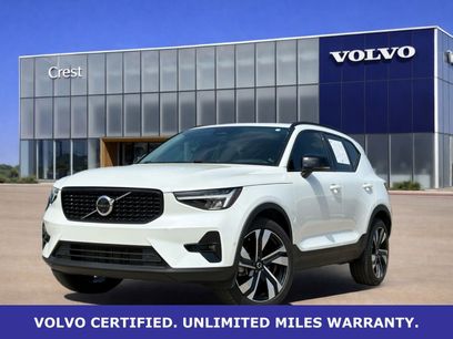 Certified 2025 Volvo XC40 B5 Plus