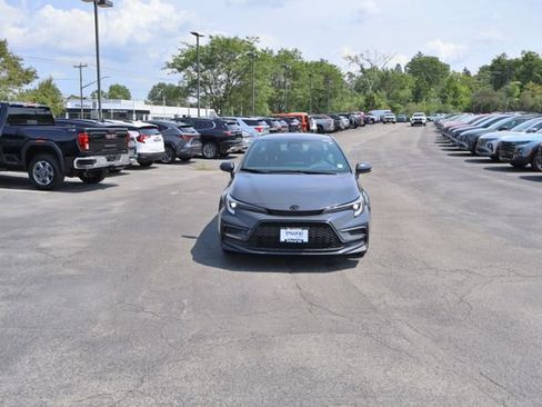 Used 2024 Toyota Corolla SE FWD image 12