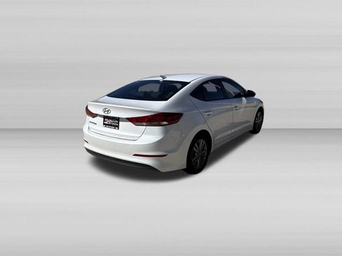 Used 2017 Hyundai Elantra Value Edition FWD image 5