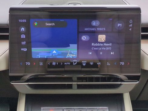 Used 2025 Lincoln Nautilus Reserve image 18