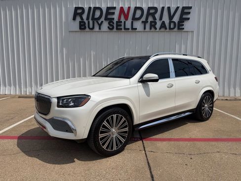 Used 2023 Mercedes-Benz Maybach GLS 600 4MATIC image 1