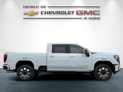 New 2026 GMC Sierra 2500 Denali w/ Denali Reserve Package AWD/4WD image 2