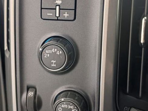 Used 2017 Chevrolet Silverado 1500 LT w/ Redline Edition image 14