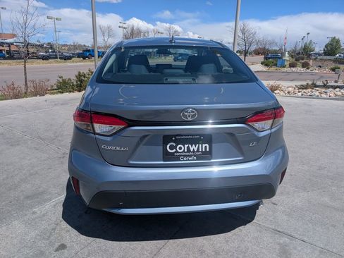 Used 2022 Toyota Corolla LE FWD image 6