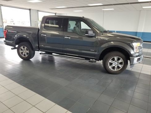 Used 2016 Ford F150 XLT w/ Equipment Group 302A Luxury AWD/4WD image 8