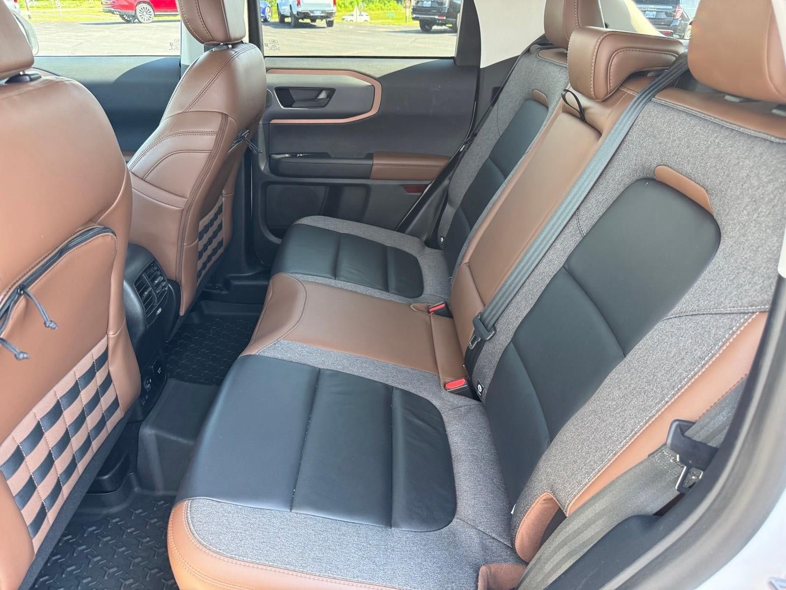 Used 2022 Ford Bronco Sport Outer Banks w/ Tech Package AWD/4WD image 6