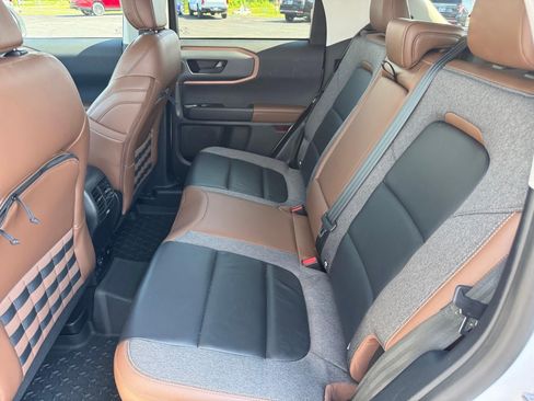 Used 2022 Ford Bronco Sport Outer Banks w/ Tech Package AWD/4WD image 6