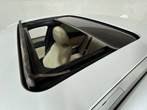 Used 2023 BMW 330i Sedan w/ Driving Assistance Package image 21