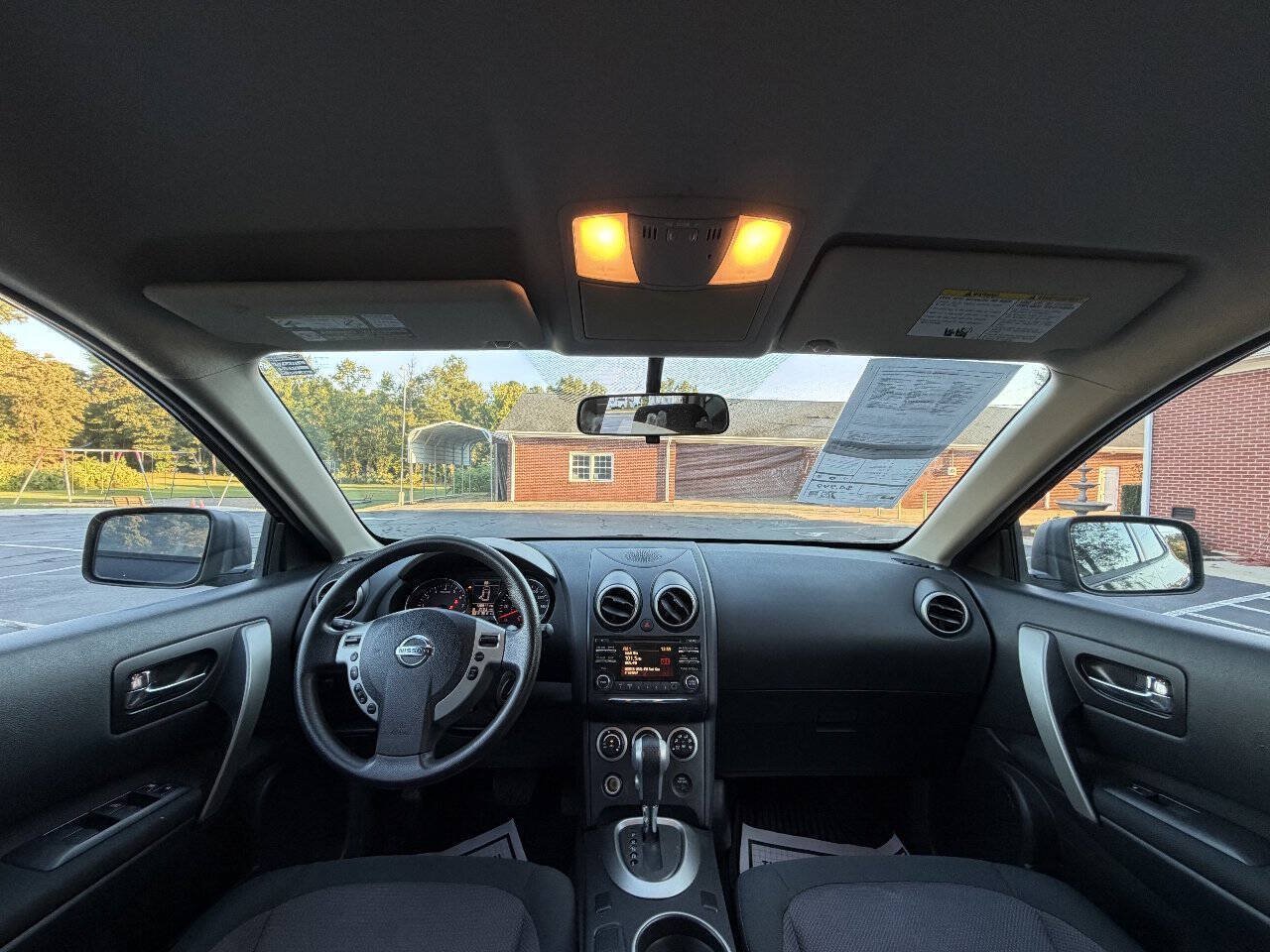 Used 2013 Nissan Rogue SV FWD image 11