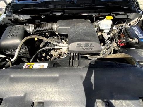 Used 2021 RAM 1500 Tradesman w/ Chrome Plus Package RWD image 10