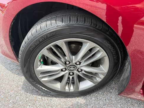 Used 2017 Toyota Camry SE FWD image 42