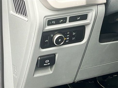 Used 2023 Ford F150 XLT w/ Equipment Group 302A High image 10