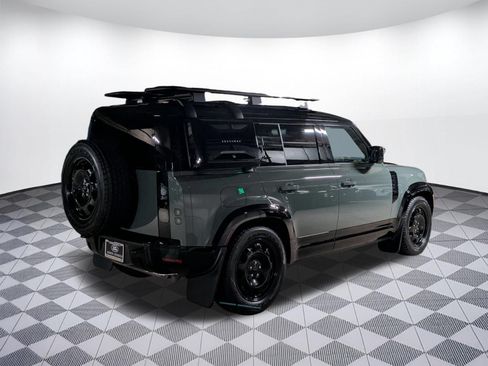 New 2026 Land Rover Defender 110 Trophy Edition AWD/4WD image 5