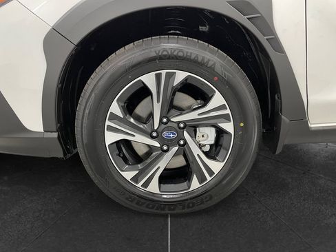 Certified 2025 Subaru Crosstrek 2.5i Premium AWD/4WD image 16